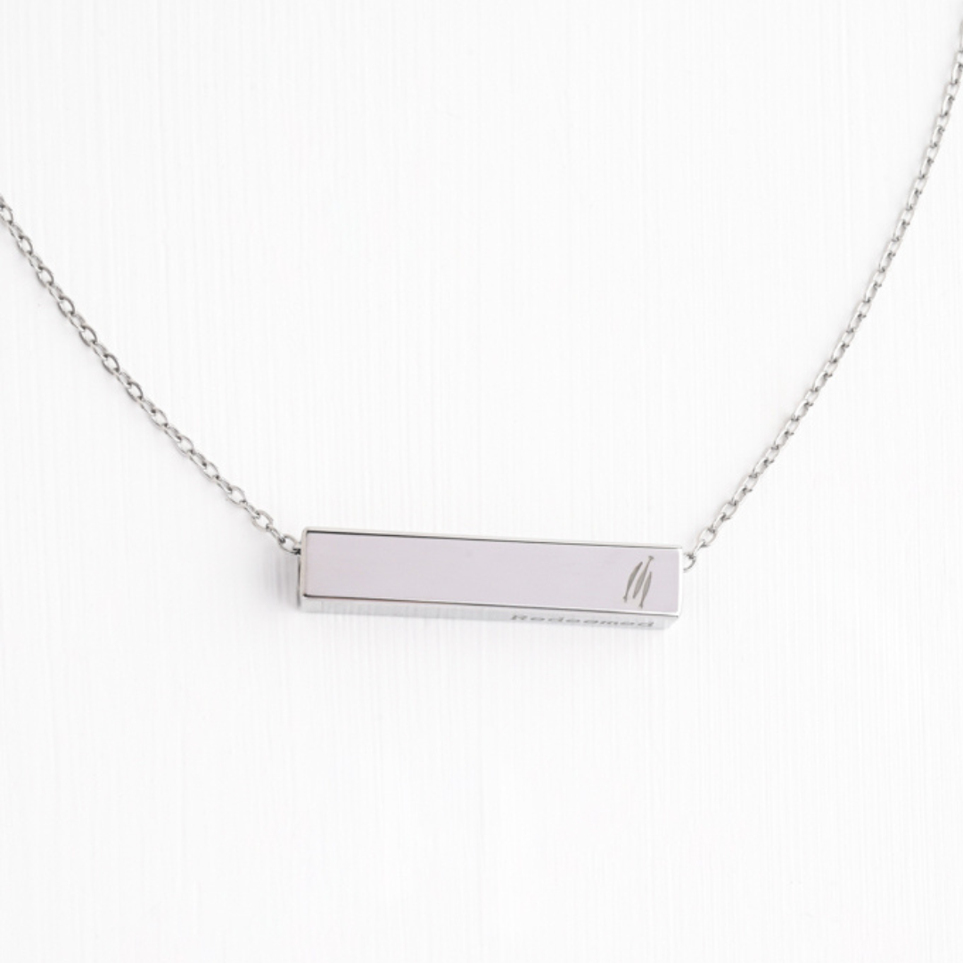 The Chosen Four-Sided Necklace Silver